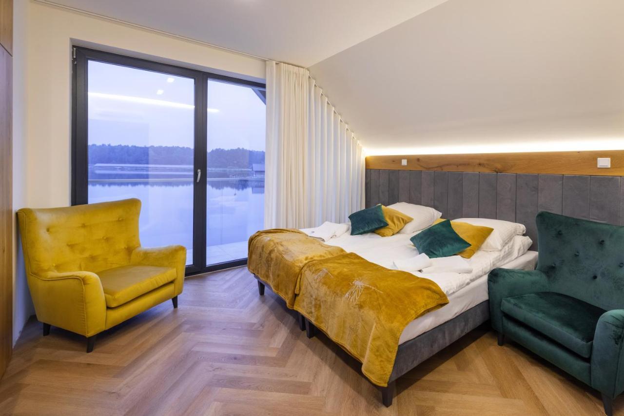 Debowy Dwor Hotel Ruda Rozaniecka Ngoại thất bức ảnh