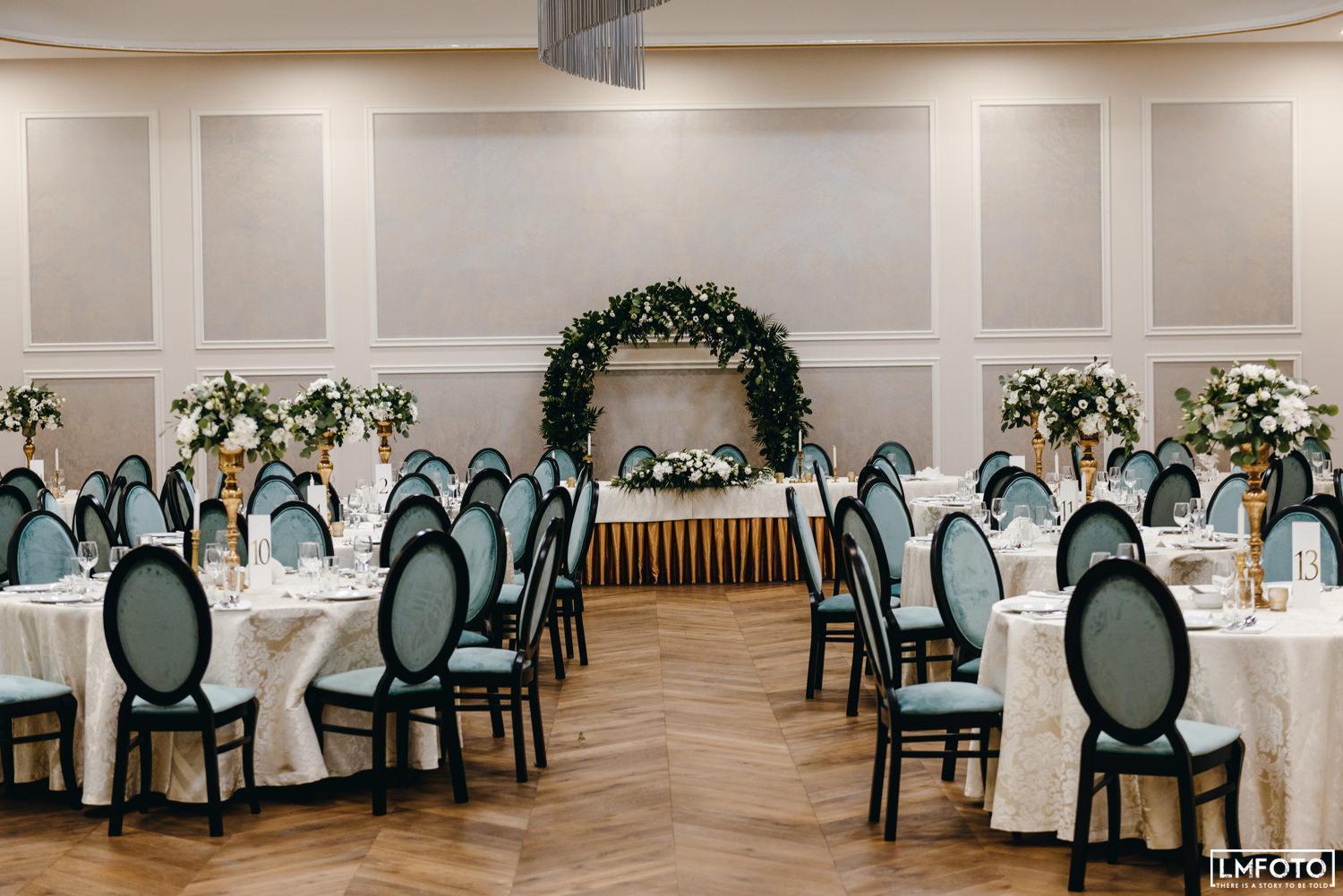 Debowy Dwor Hotel Ruda Rozaniecka Ngoại thất bức ảnh