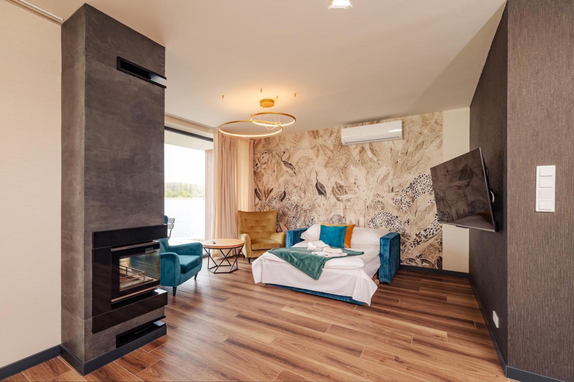 Debowy Dwor Hotel Ruda Rozaniecka Ngoại thất bức ảnh